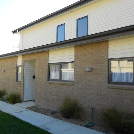 Gavan Family Apartments Cromwell Exterior foto